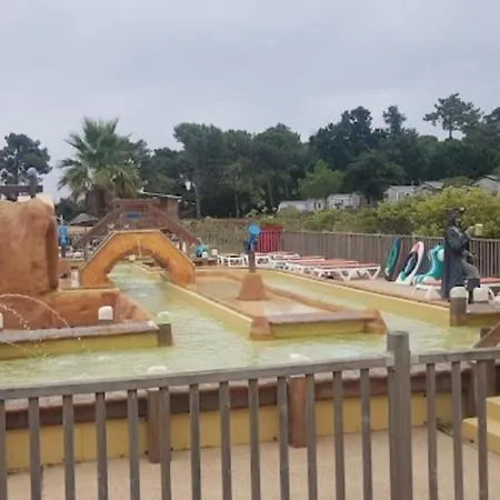 Joli Cap Ferret Les Viviers Kemping Lège-Cap-Ferret